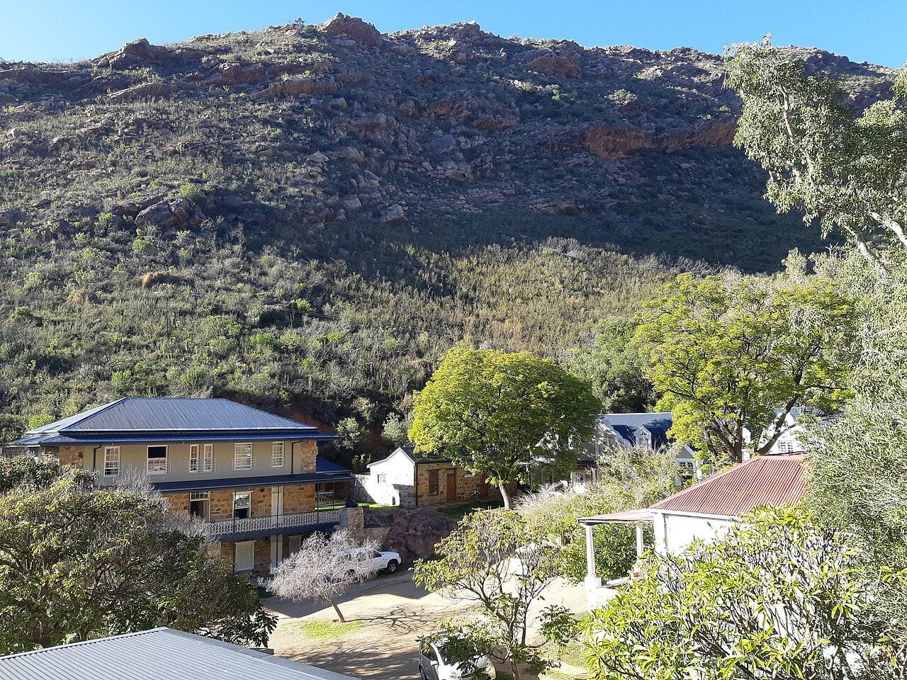 The sandstone homestead and hotel at The Baths campsite, Citrusdal